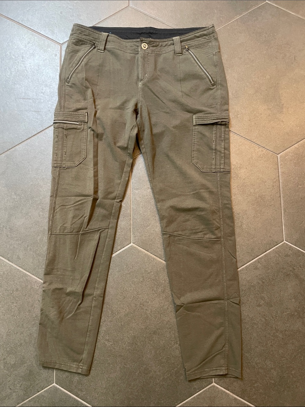 KÜHL Women’s Krush Cargo Pants Olive Green 14